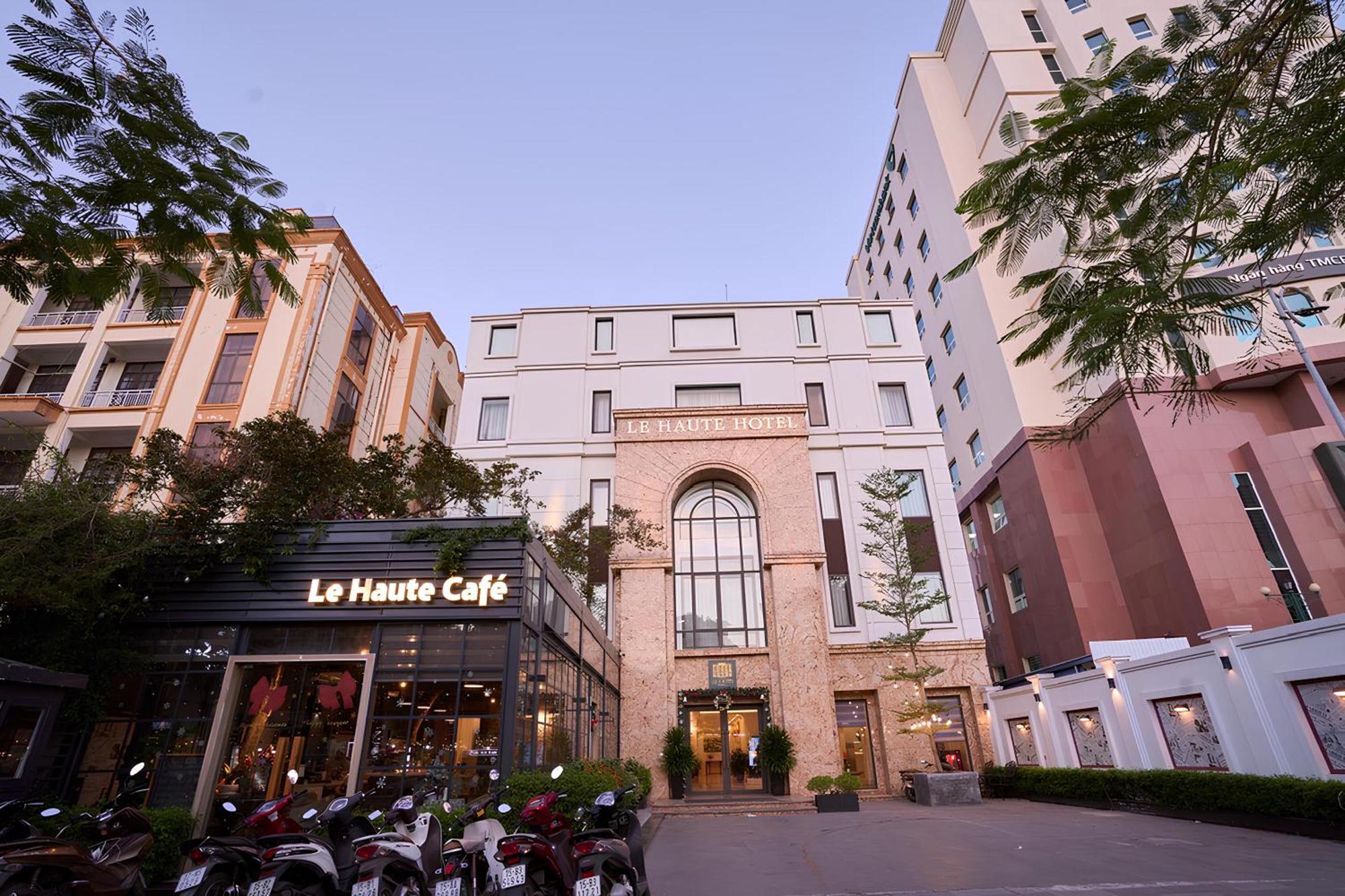Le Haute Hotel Хайфон Экстерьер фото
