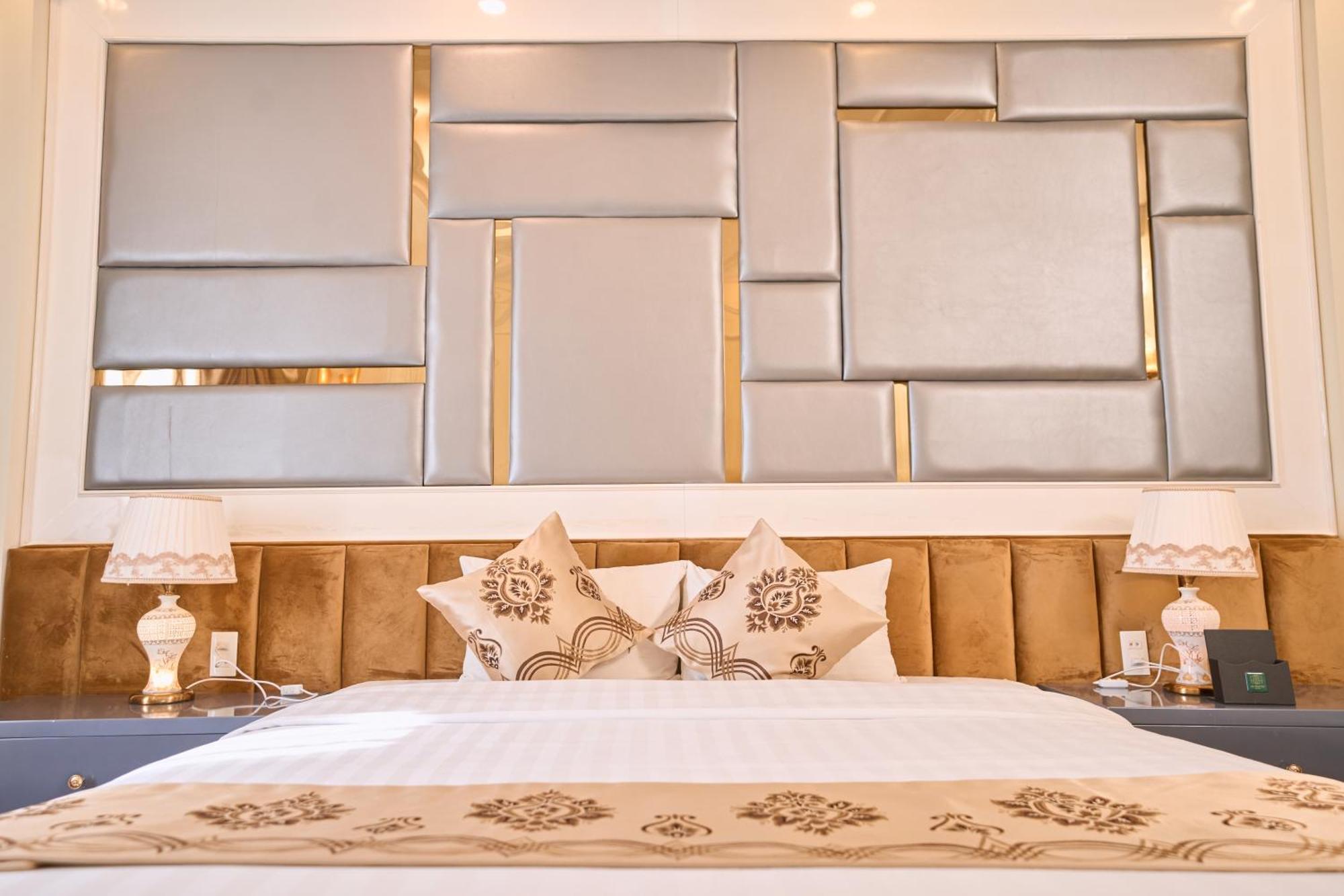 Le Haute Hotel Хайфон Экстерьер фото
