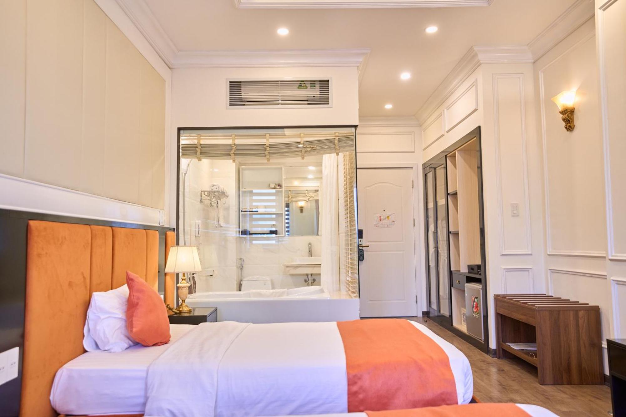 Le Haute Hotel Хайфон Экстерьер фото