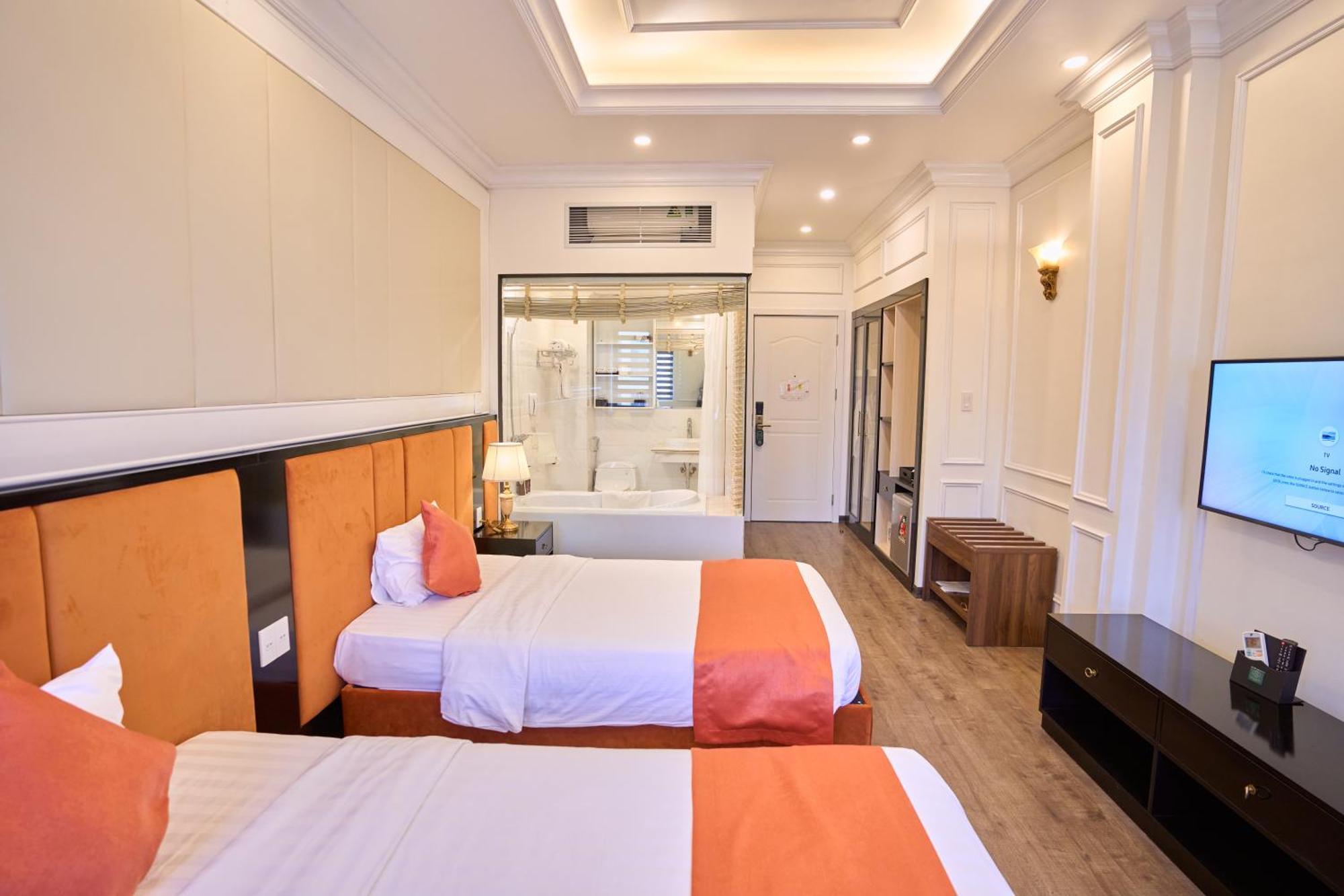 Le Haute Hotel Хайфон Экстерьер фото